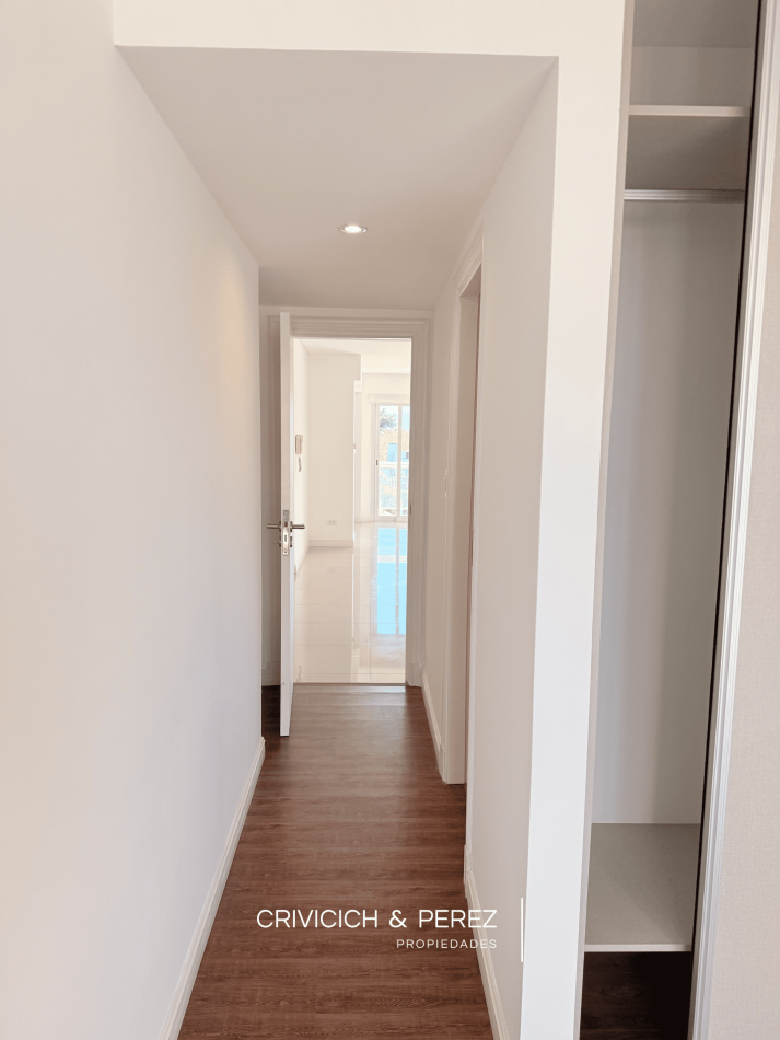 Semipiso de 2 ambientes en Alquiler - Zona Playa Grande