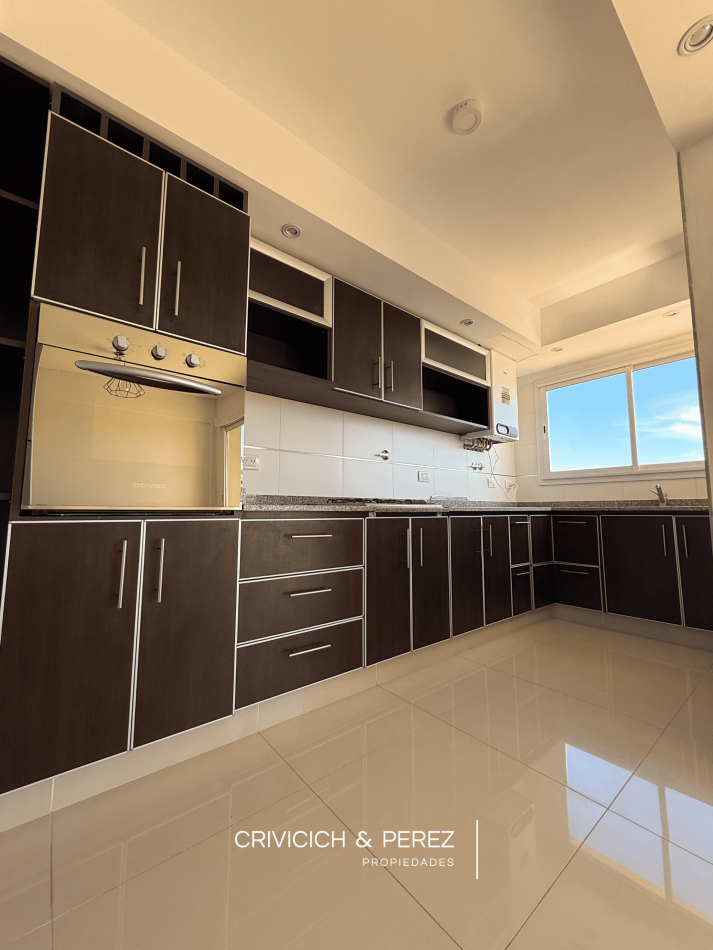 Semipiso de 2 ambientes en Alquiler - Zona Playa Grande