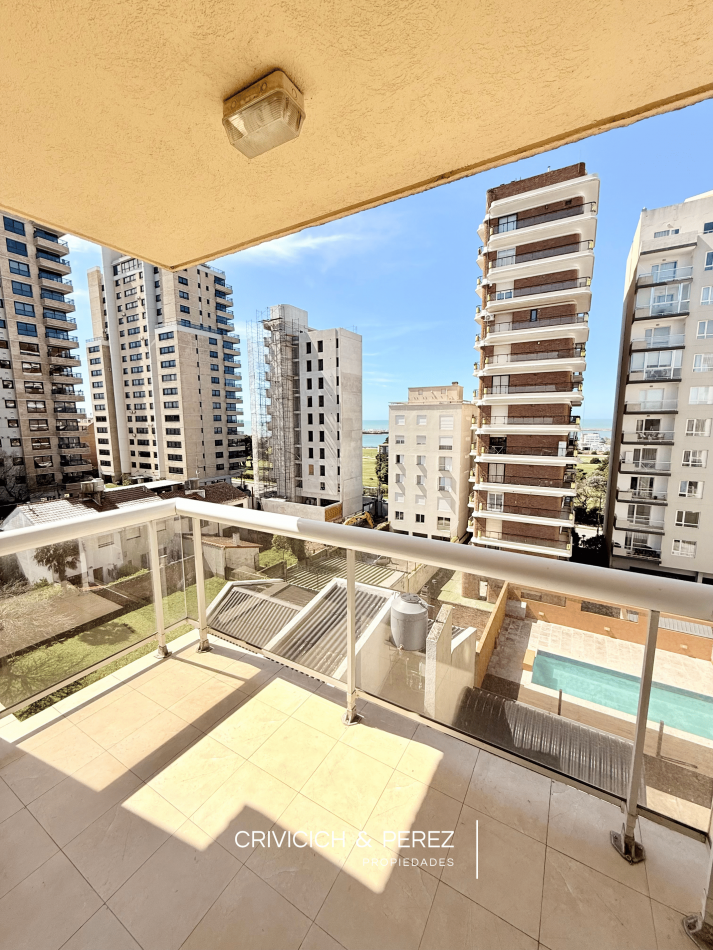 Semipiso de 2 ambientes en Alquiler - Zona Playa Grande