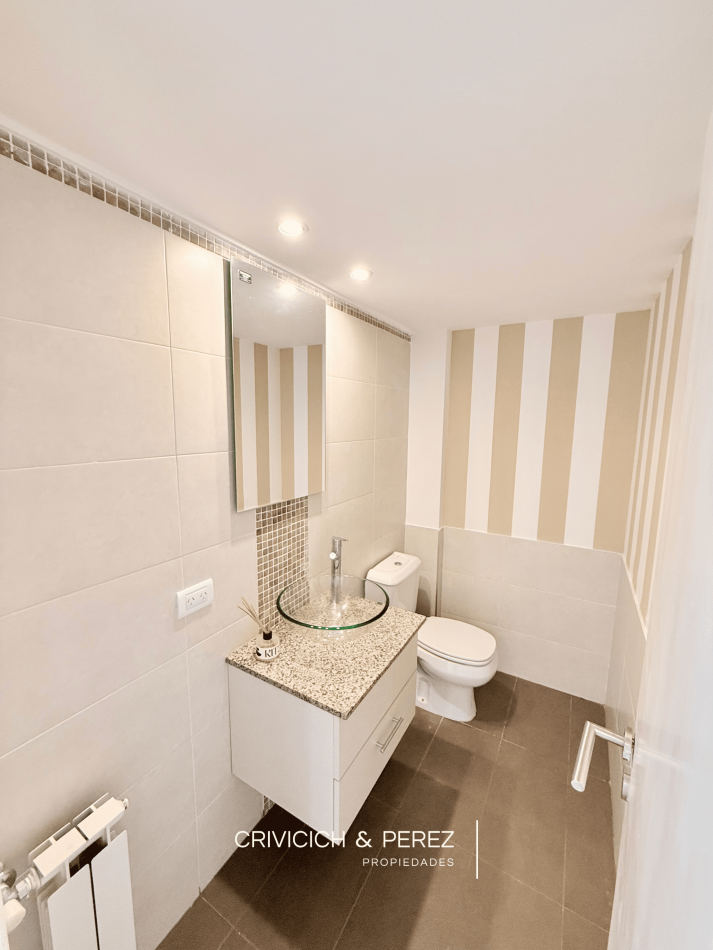 Semipiso de 2 ambientes en Alquiler - Zona Playa Grande