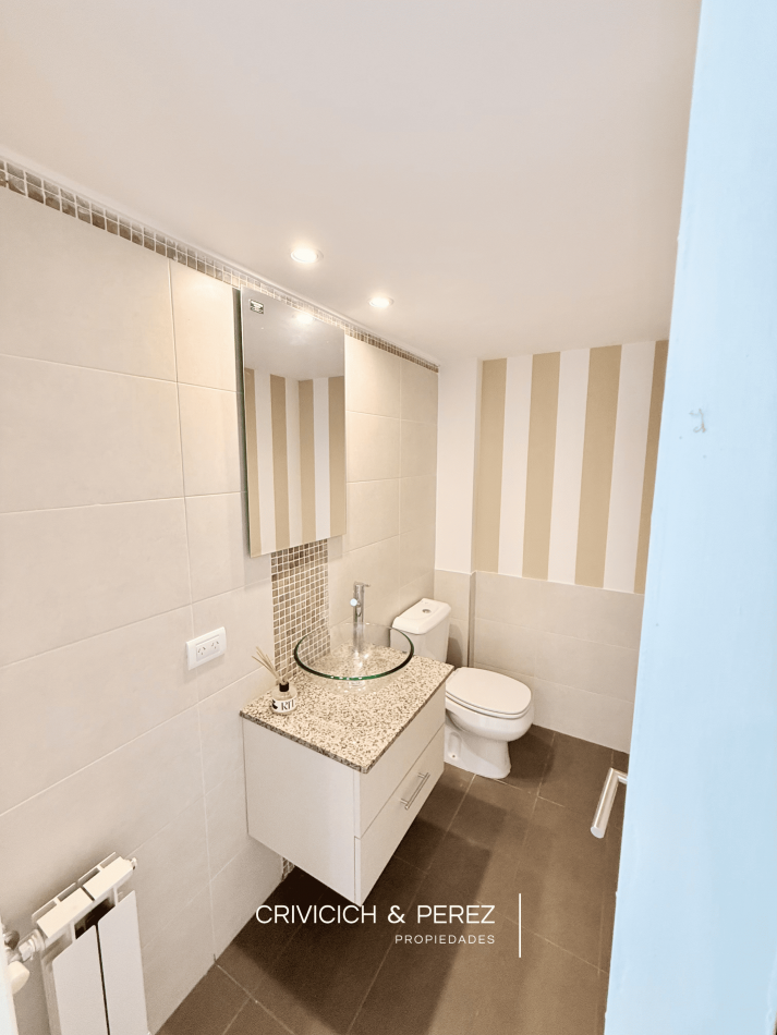 Semipiso de 2 ambientes en Alquiler - Zona Playa Grande