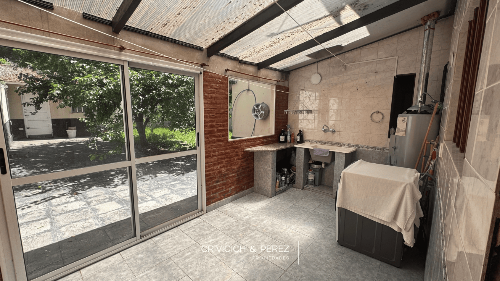 VENTA · CASA 5 AMBIENTES · LAS COLINAS DE PERALTA RAMOS · 