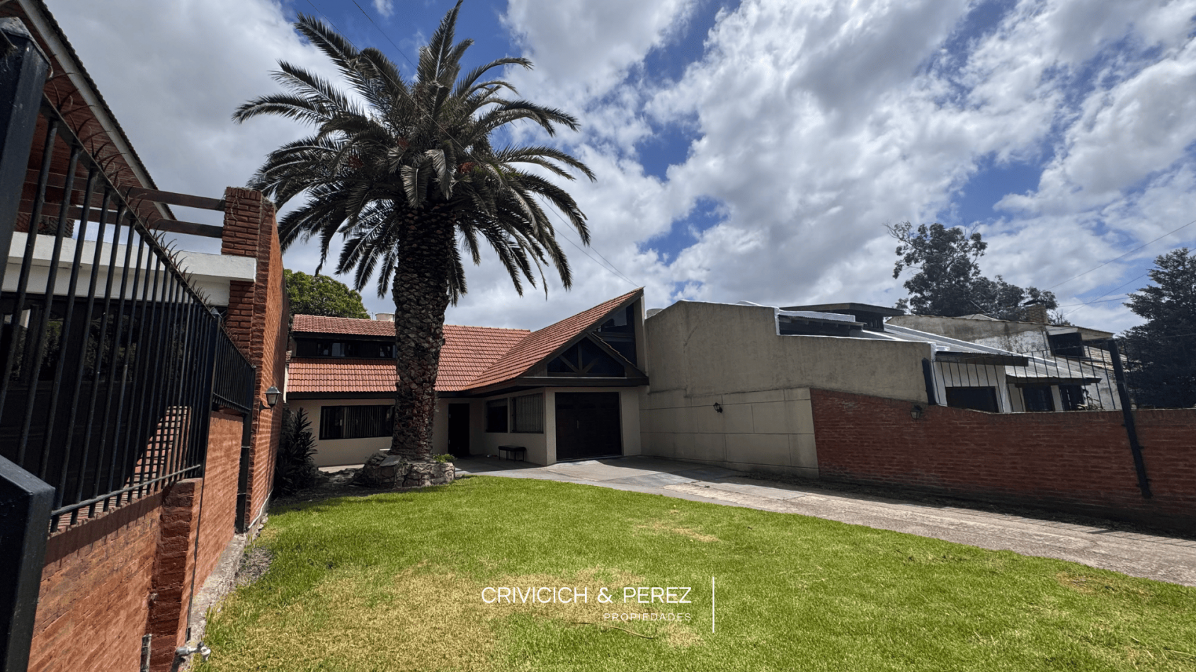 VENTA · CASA 5 AMBIENTES · LAS COLINAS DE PERALTA RAMOS · 