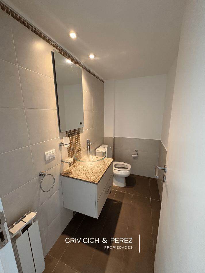 Semipiso de 2 ambientes en Alquiler 