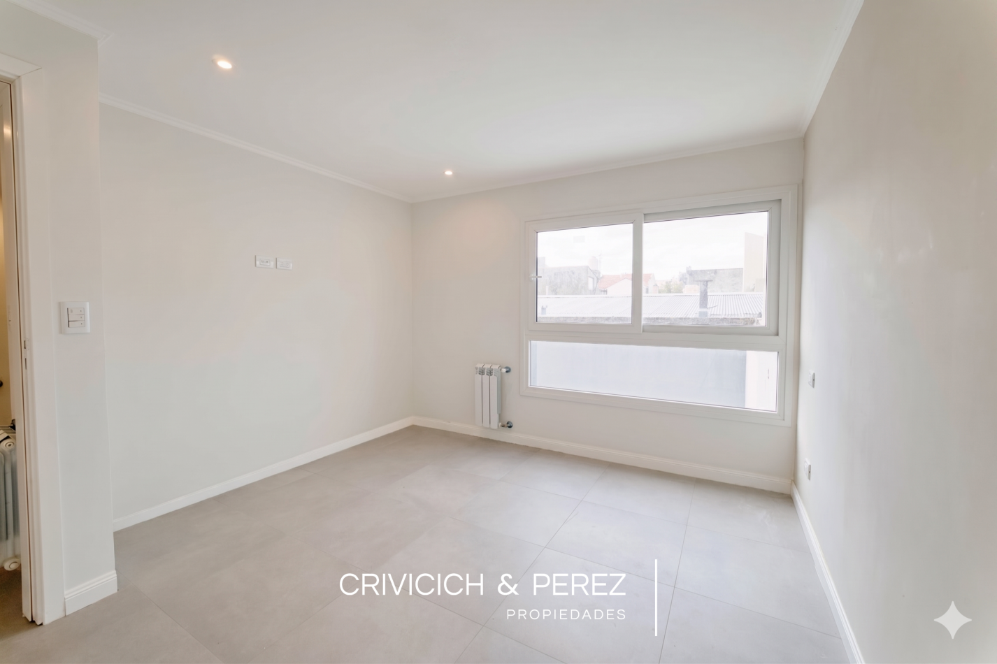 Semipiso en venta 2 ambientes con cochera 