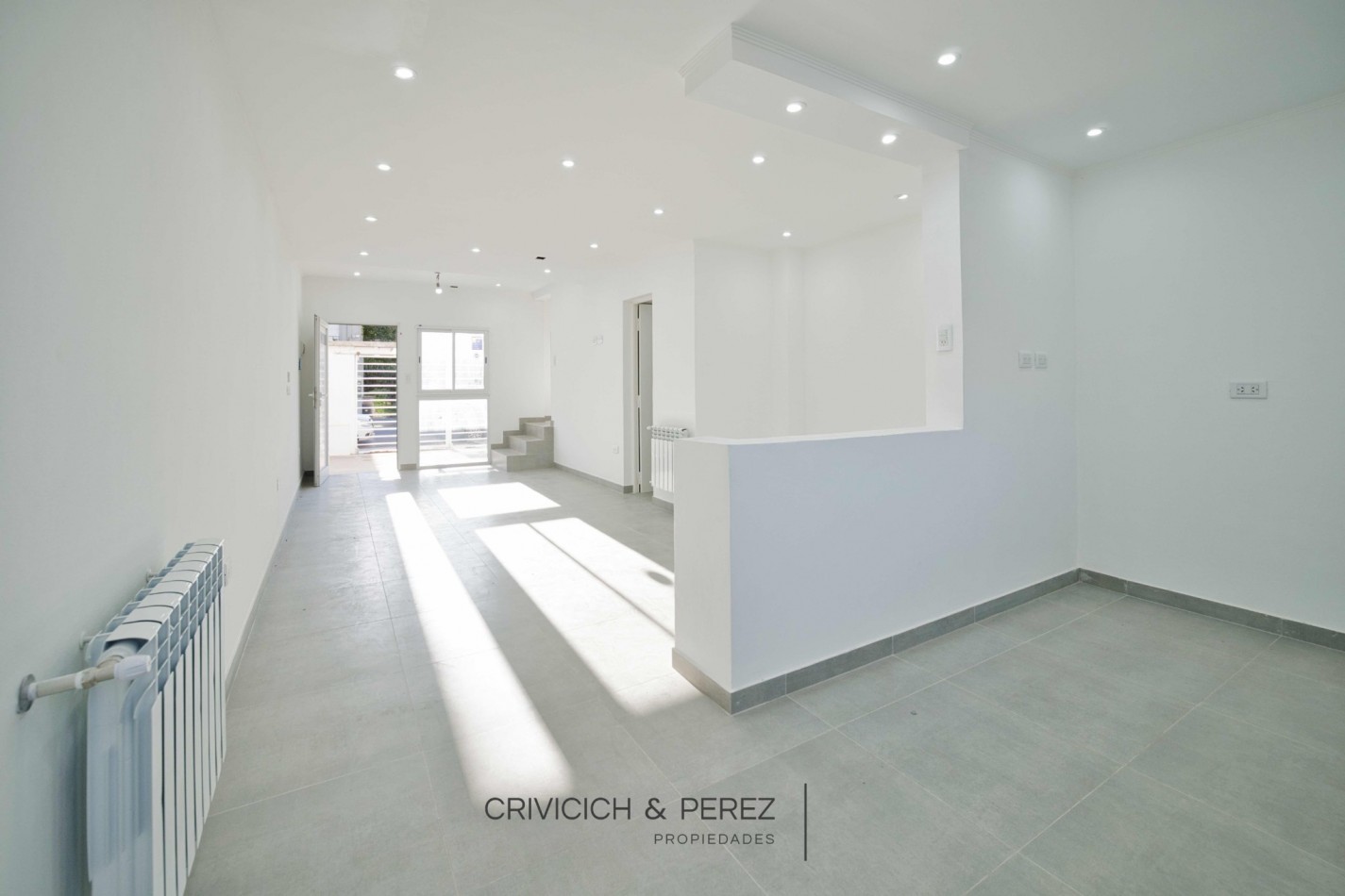 Triplex 4 ambientes a estrenar - San Jose 