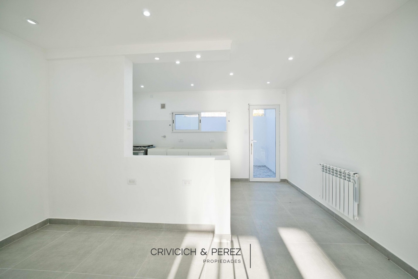 Triplex 4 ambientes a estrenar - San Jose 
