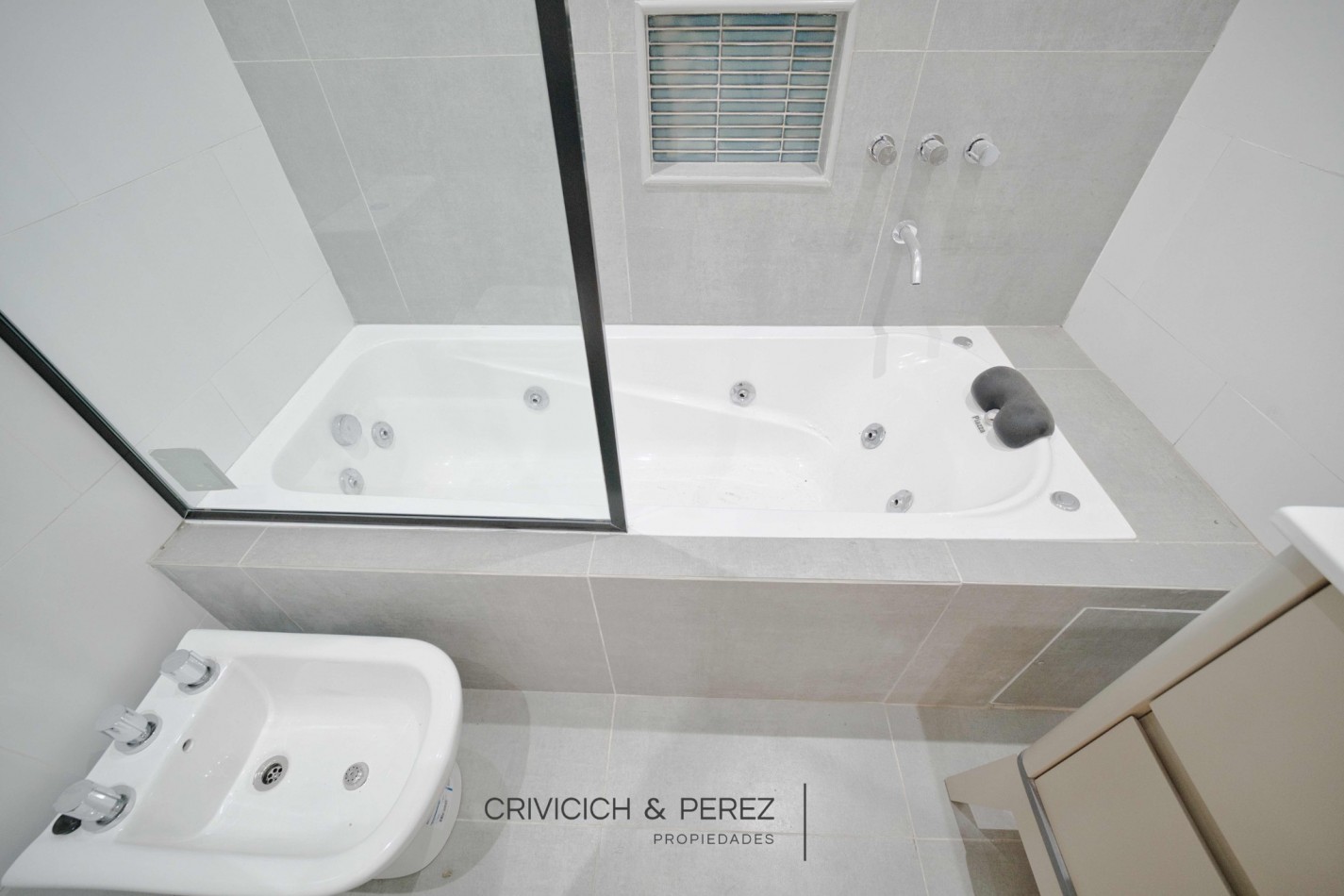 Triplex 4 ambientes a estrenar - San Jose 