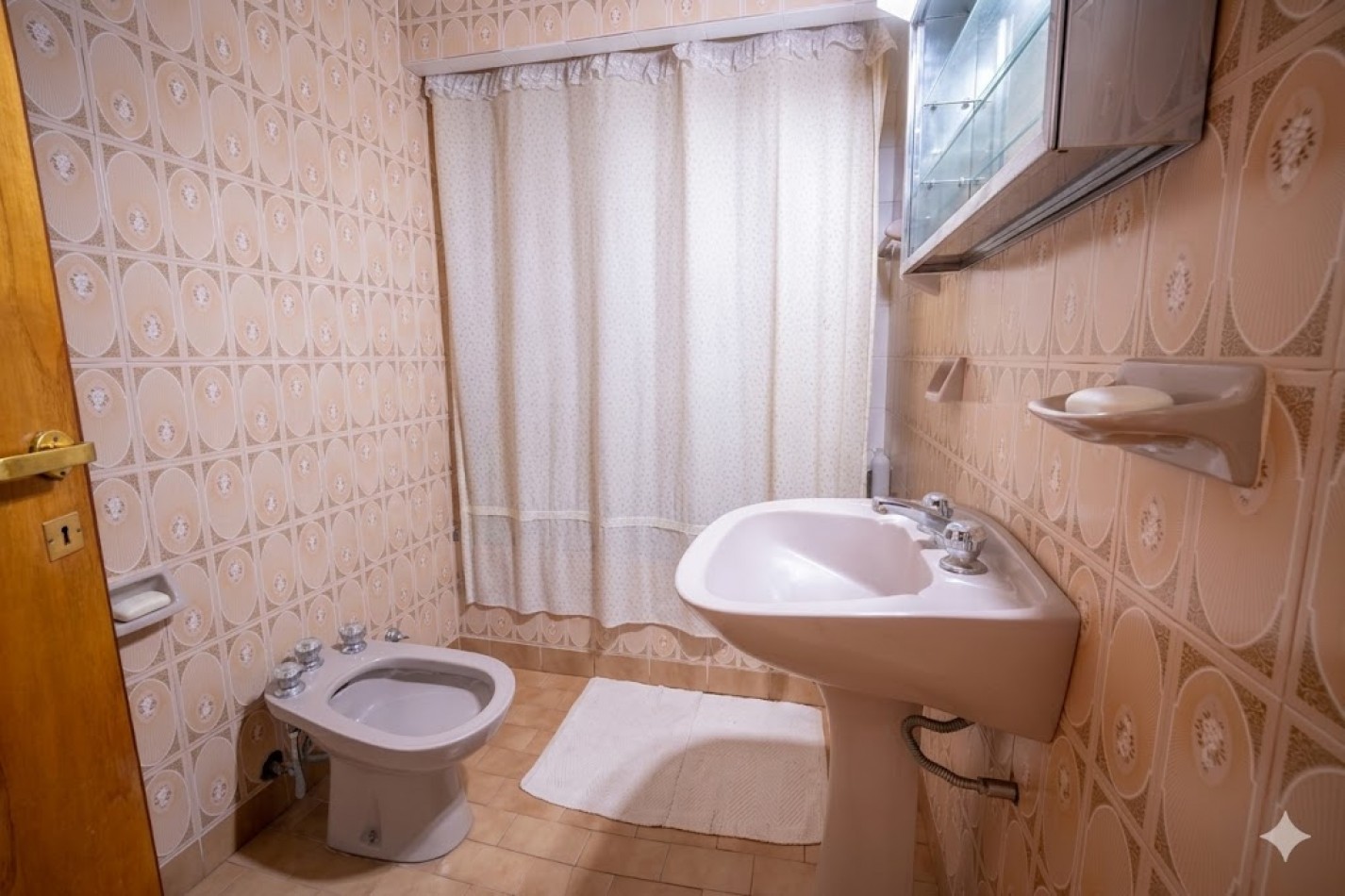 VENTA · CASA 4 AMBIENTES · BOSQUE PERALTA RAMOS 