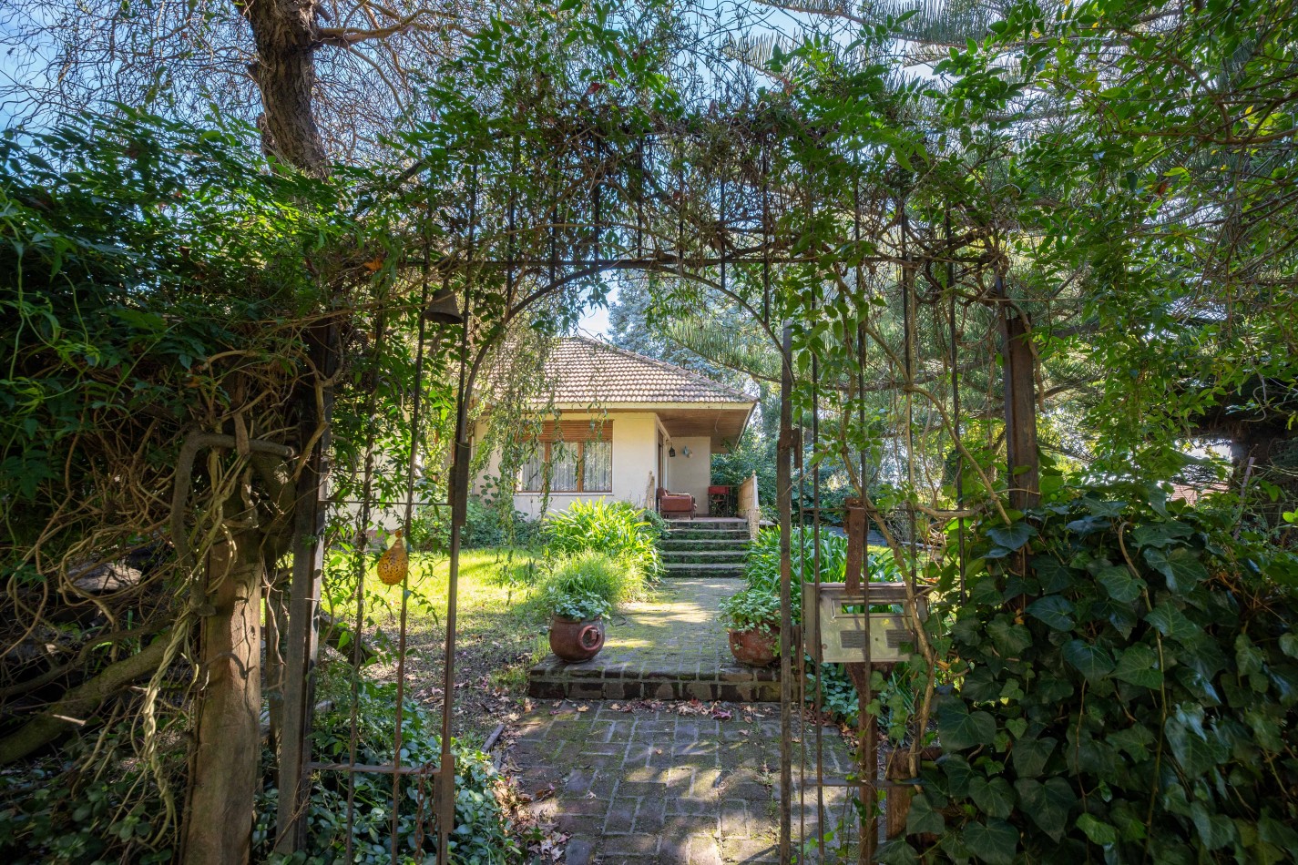 VENTA · CASA 4 AMBIENTES · BOSQUE PERALTA RAMOS 