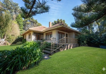 VENTA · CASA 4 AMBIENTES · BOSQUE PERALTA RAMOS 